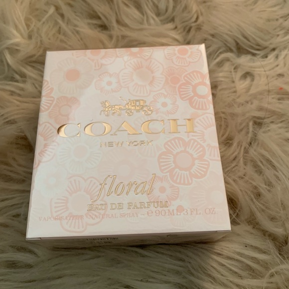 Brand new Coach Floral - Picture 1 of 3